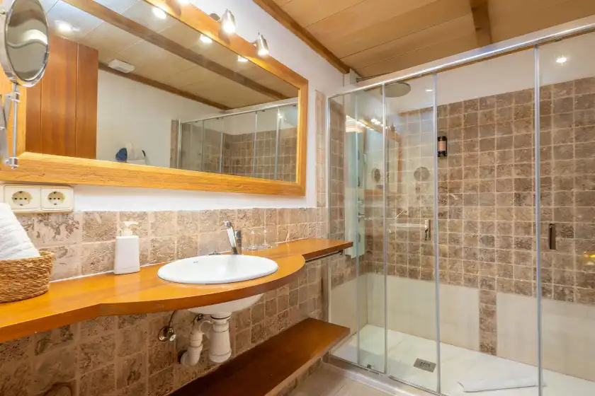 Holiday rentals in Agroturismo mondrago (antic na martina), Portopetro