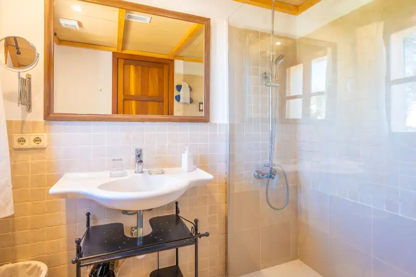 Holiday rentals in Agroturismo mondrago (antic na martina), Portopetro