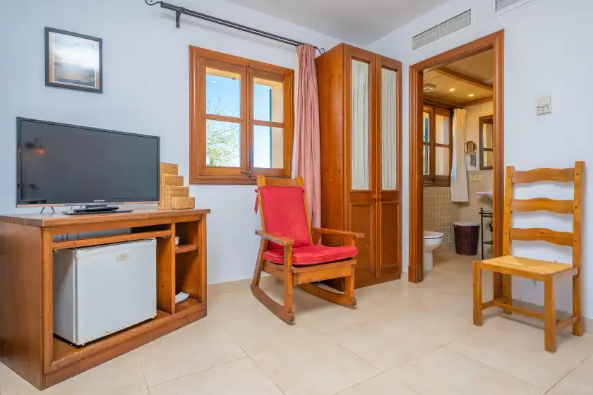 Holiday rentals in Agroturismo mondrago (antic na martina), Portopetro