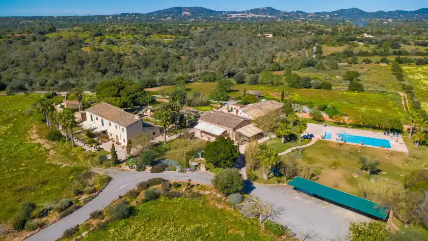Holiday rentals in Agroturismo mondrago (antic na martina), Portopetro
