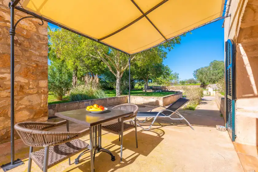 Holiday rentals in Agroturismo mondrago (antic na martina), Portopetro
