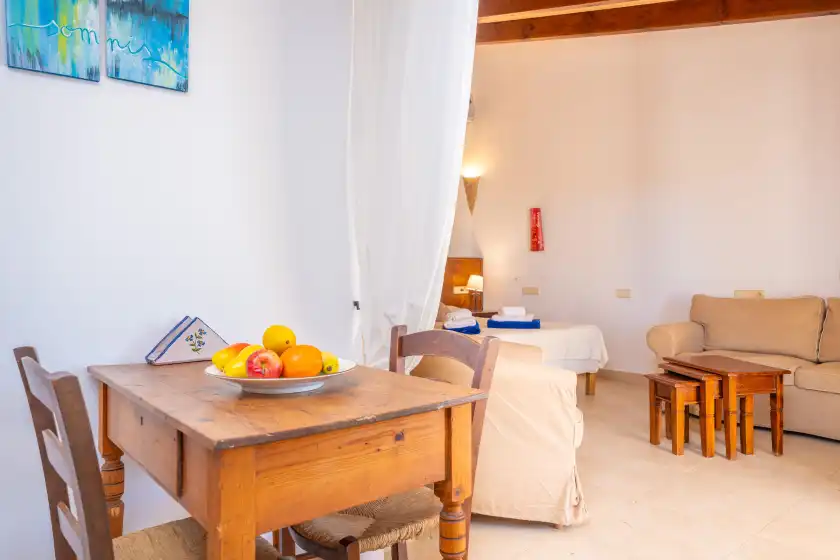 Holiday rentals in Agroturismo mondrago (antic na martina), Portopetro