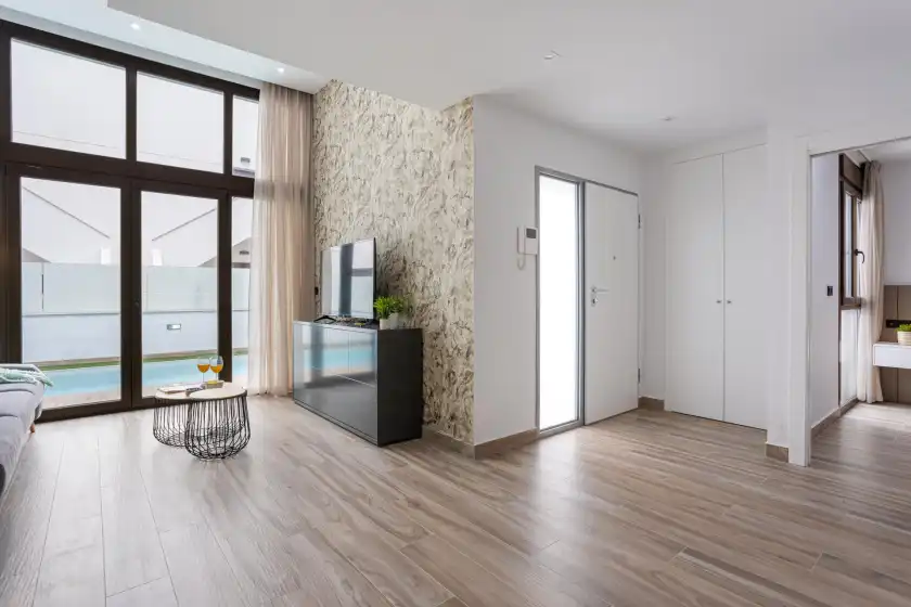 Holiday rentals in Laguna beach villa veintidos, San Miguel de Salinas