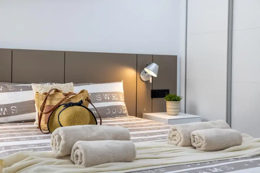 Holiday rentals in Laguna beach villa flamenco, San Miguel de Salinas