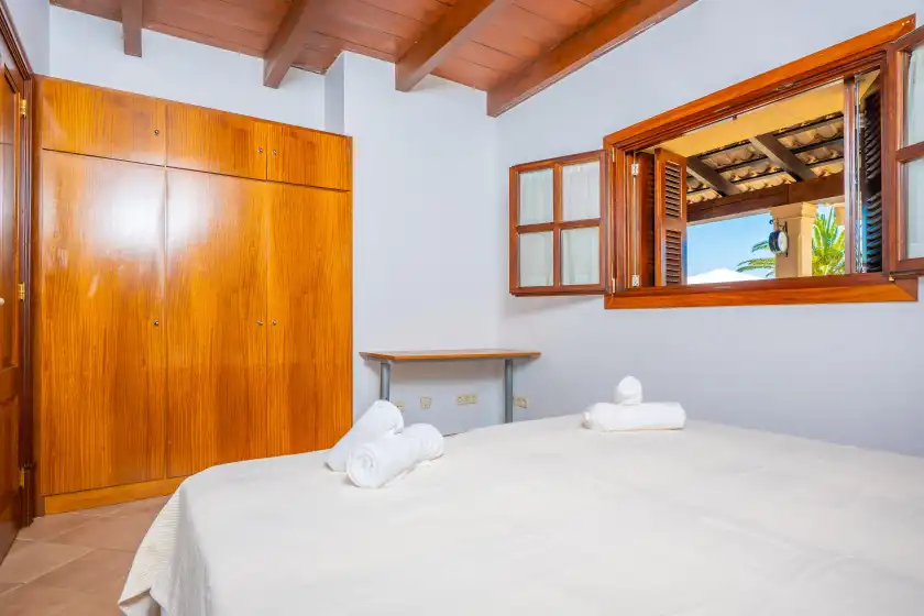 Holiday rentals in Son fullaneta, Llucmajor