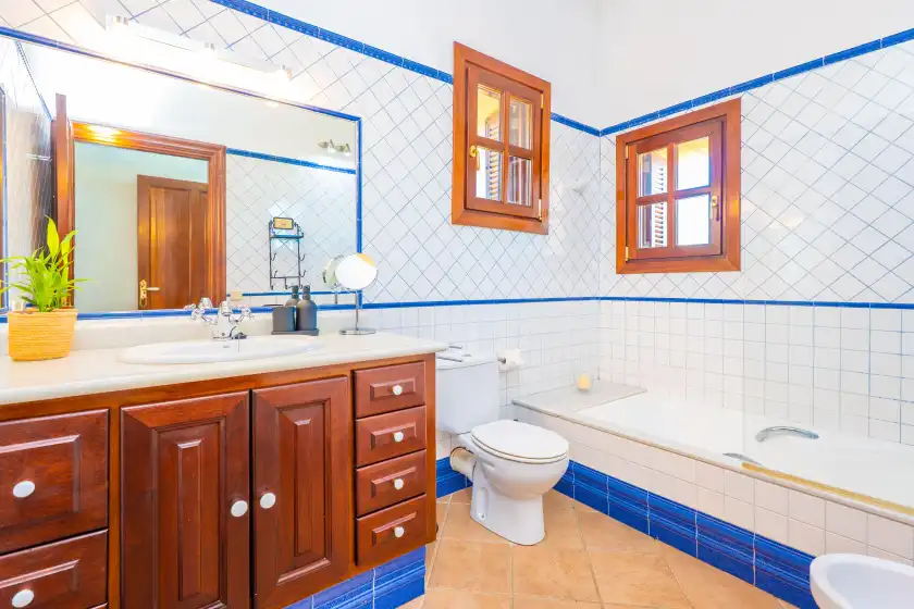 Holiday rentals in Son fullaneta, Llucmajor