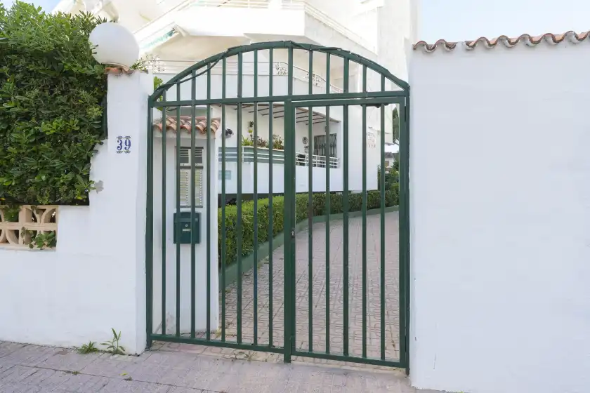Holiday rentals in Casa do brasil, Gandia