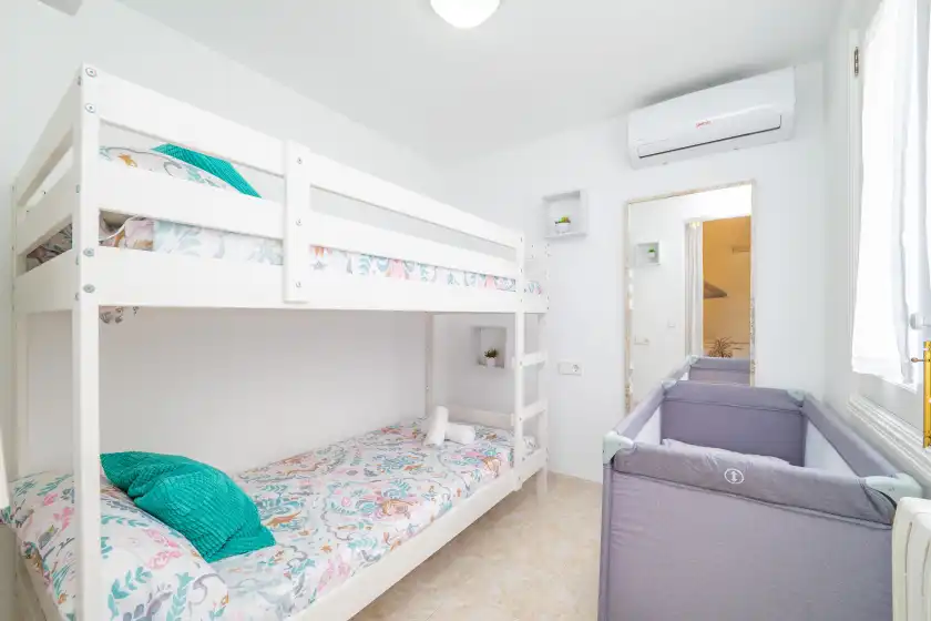 Holiday rentals in Can parís, Son Serra de Marina