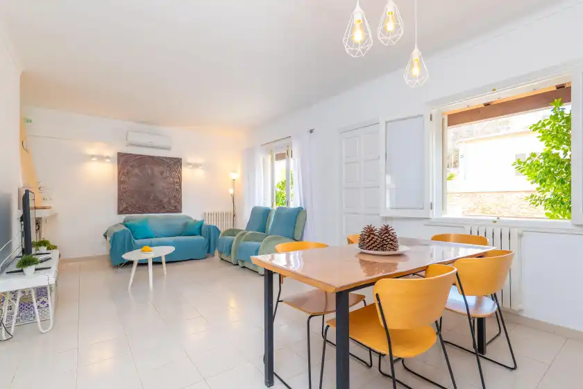 Holiday rentals in Can parís, Son Serra de Marina