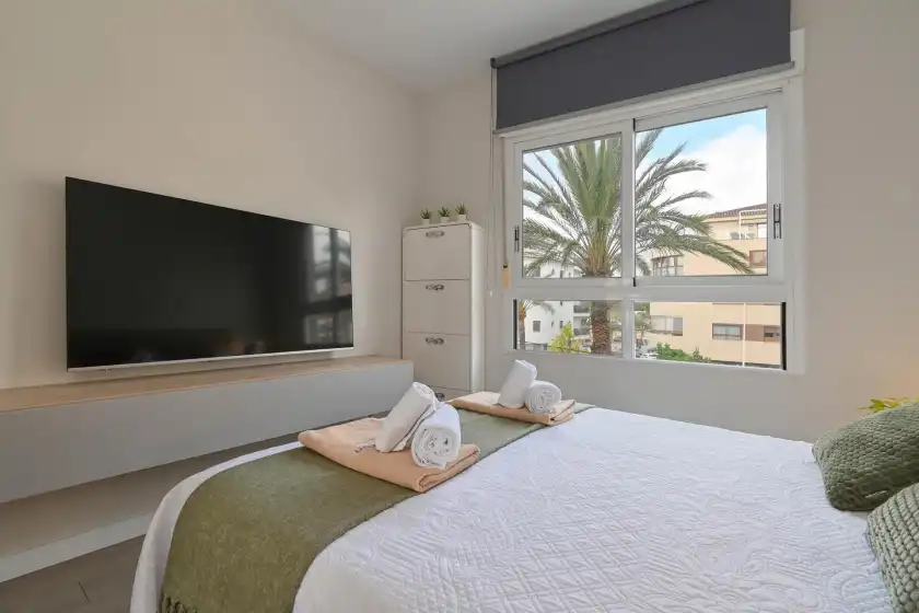 Holiday rentals in Sunrise, Moraira