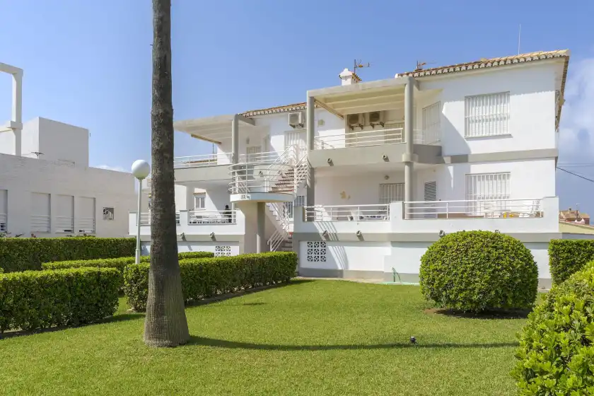 Holiday rentals in Vistas panoramicas, Oliva