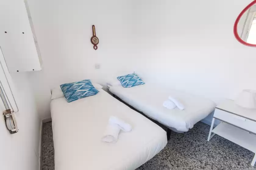 Holiday rentals in Nenufar, Grau i Platja