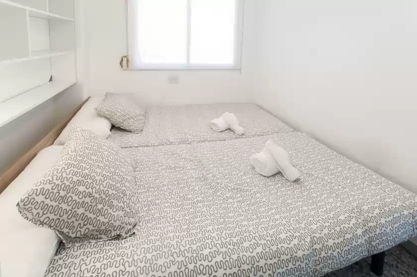 Holiday rentals in Nenufar, Grau i Platja