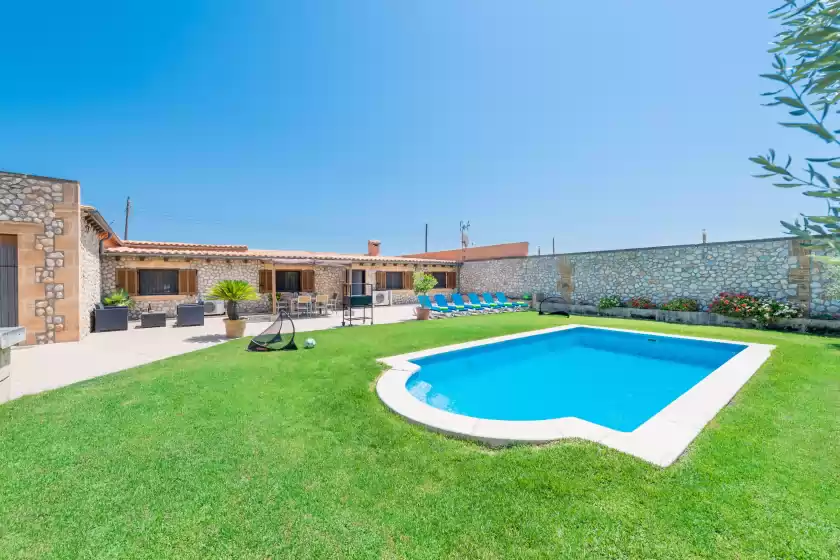 Holiday rentals in Sestados, Sa Pobla