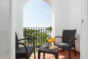 Hostal talamanca hab. db balcon - Holiday rentals in Cala d'Or