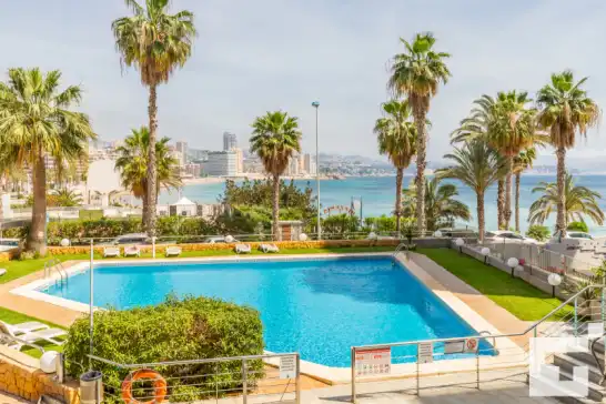 Mesana 13 - grupo turis à Calp, Alicante, Comunitat Valenciana, España