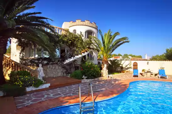 Casa resa en el Poble Nou de Benitatxell/Benitachell, El Benitachell/Poble Nou de Benitatxell, Alicante, Comunitat Valenciana, España