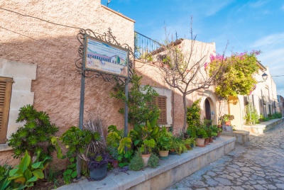 Landhotel in Petra, Vacalia.com