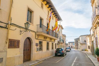 Llubí mit pool, Vacalia.com