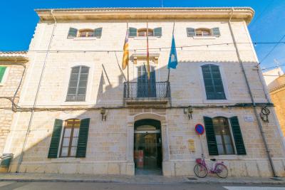 Binissalem coast holiday rentals, Vacalia.com