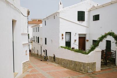 Entdecken Sie Es Mercadal de Menorca - Eine c