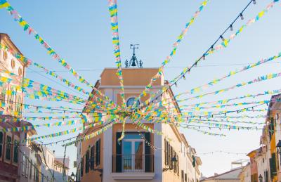 Es Mercadal con barbacoa, Vacalia.com